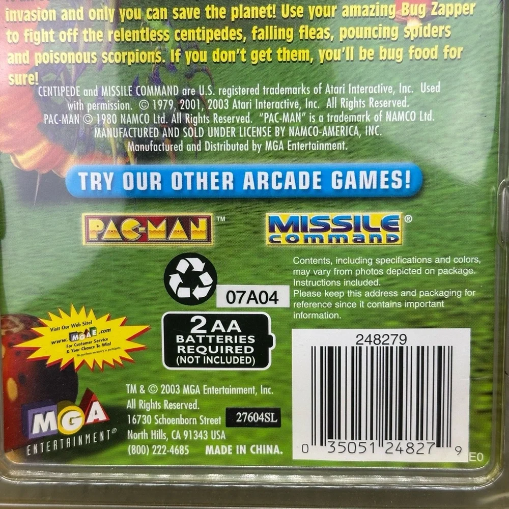 NIP 2003 MGA Entertainment 27604SL Centipede Arcade Classic Handheld Game 248279